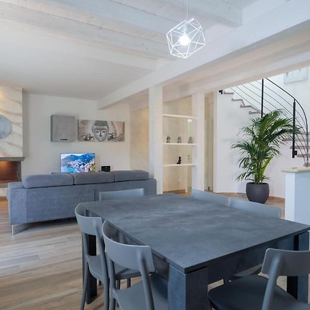 Palma Residence - Villino La Rovere Marco Simone Luaran gambar